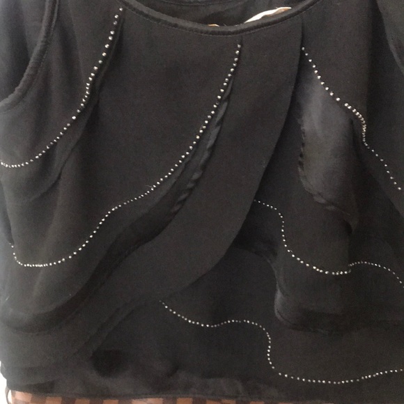 Multi-Layered Zara Tank Top With Silver Beads - Picture 6 of 6